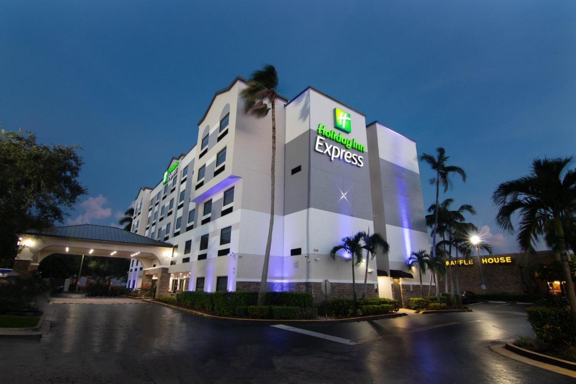 Holiday Inn Express And Suites Fort Lauderdale Airport West By Ihg Davie Exteriér fotografie