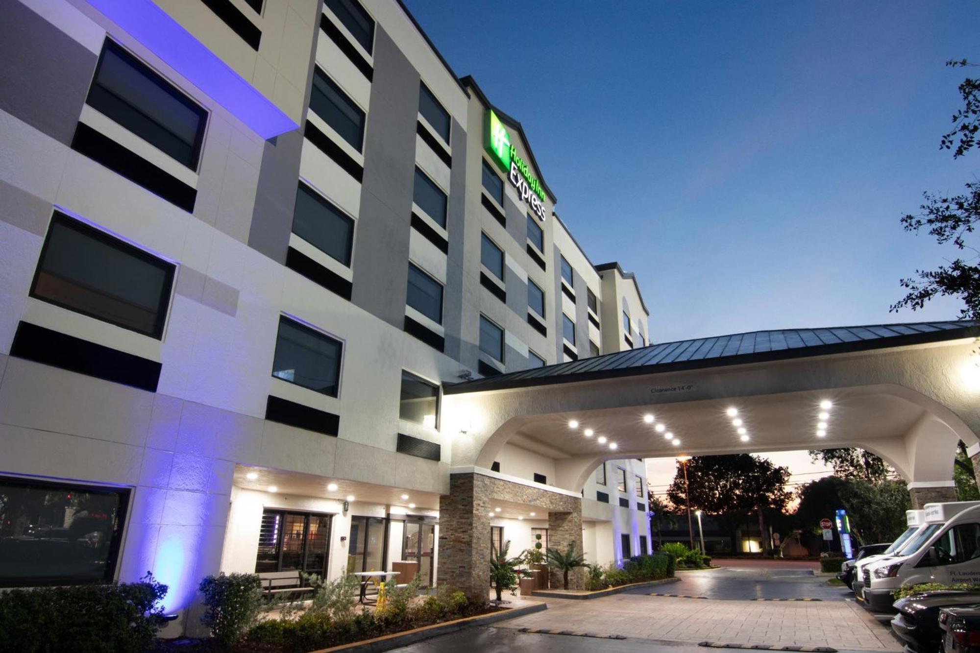 Holiday Inn Express And Suites Fort Lauderdale Airport West By Ihg Davie Exteriér fotografie