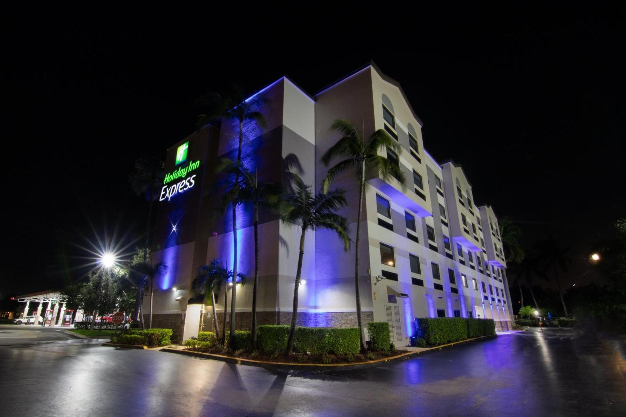 Holiday Inn Express And Suites Fort Lauderdale Airport West By Ihg Davie Exteriér fotografie