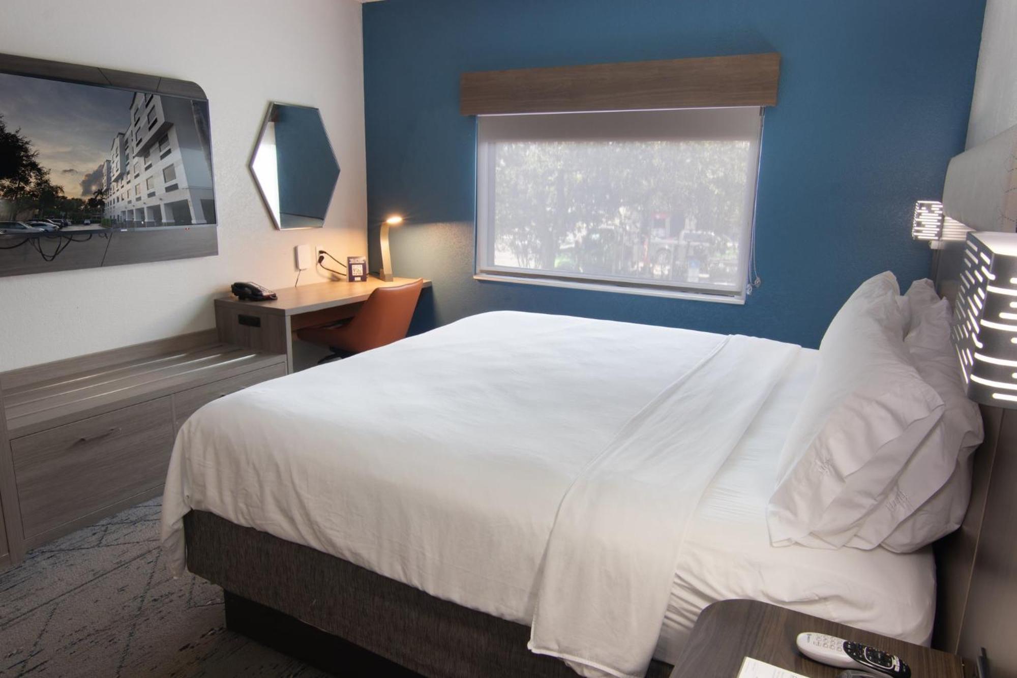Holiday Inn Express And Suites Fort Lauderdale Airport West By Ihg Davie Exteriér fotografie
