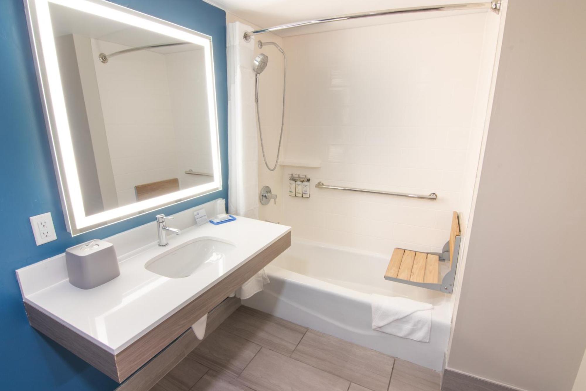 Holiday Inn Express And Suites Fort Lauderdale Airport West By Ihg Davie Exteriér fotografie